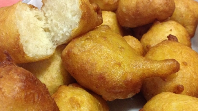 IMPASTO BASE PER ZEPPOLE CALABRESI SALATE - Ricetta di FraGolosi - fragolosi.it