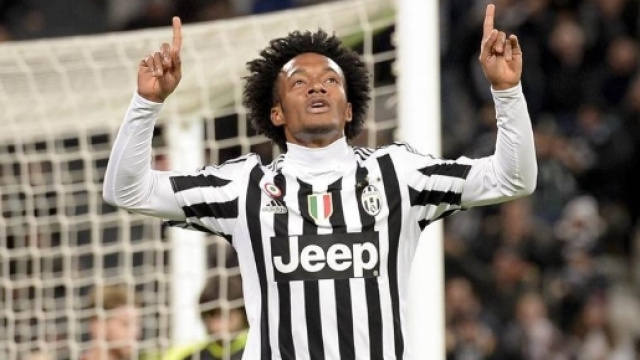 Juve, entra Cuadrado ed esce Lichtsteiner - La Stampa - lastampa.it