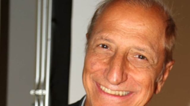 Pippo Franco minacciato dall'ex colf