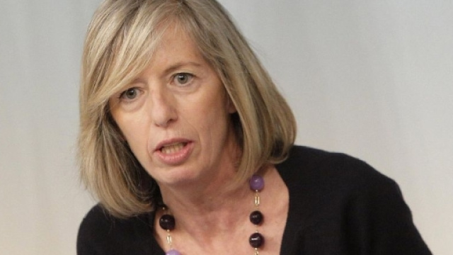 Scuola, assunzioni 2016: mancano i posti, cos&igrave; si giustifica il ministro Giannini
