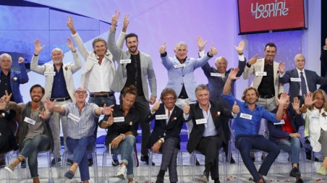 Uomini e Donne Over: una dama storica pronta alle nozze