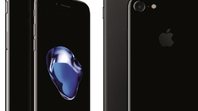 Raffica di richieste per l'Iphone-7-plus-jet-black