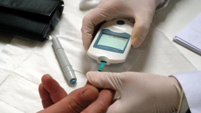 Rilevazione immediata della glicemia grazie all'ausilio di un glucometro