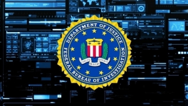 FBI: l'invito a coprire o a scollegare le webcam.