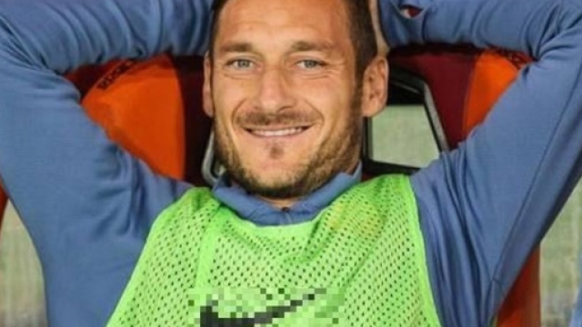 I 40 anni di Totti: il web impazzisce.