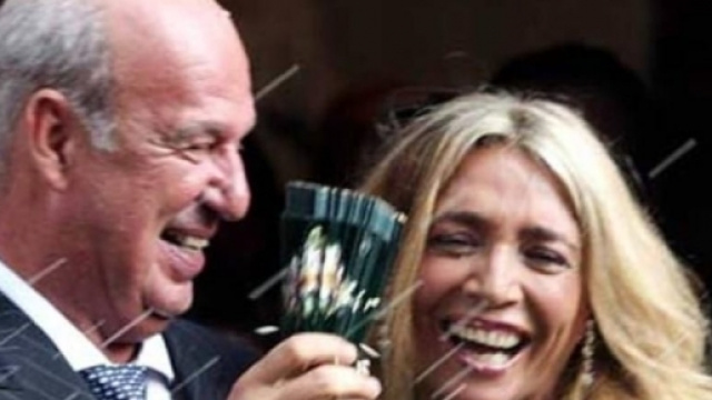 Mara Venier e Nicola Carraro il giorno del loro matrimonio.