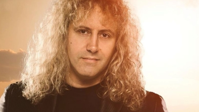 Cantante dei Cugini di Campagna: polemica | Velvet Music Italia - velvetmusic.it