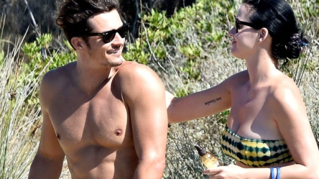 Orlando Bloom's Naked Paddleboarding Pics Shown in Daily Star - Us ... - usmagazine.com
