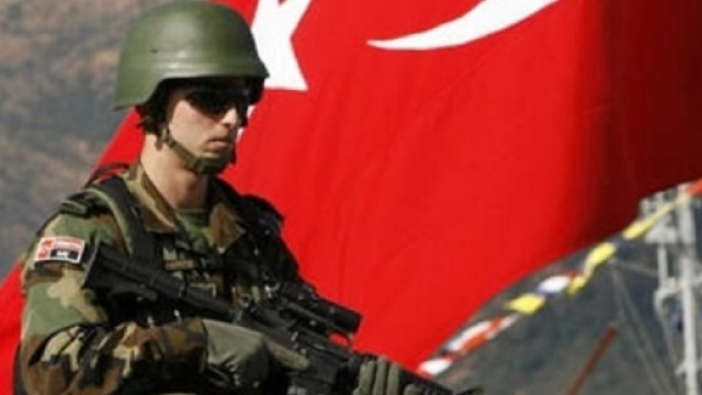 Premier turco sorpreso a spedire armi ad al-Qa'ida e ISIS - Ancora ... - altervista.org