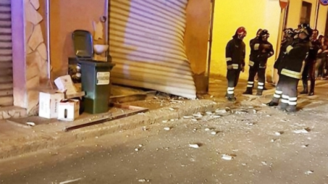 Sono intervenuti anche i Vigili del Fuoco in via Merello, a Quartu.