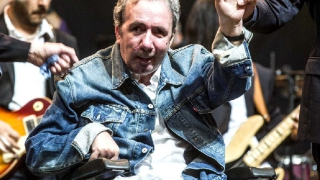 Francesco Nuti ricoverato per un incidente domestico: &egrave; grave