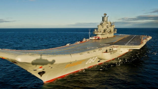 La colossale portaerei 'Kuznetsov', ammiraglia della marina militare russa
