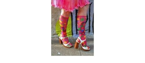 Colorful Feet- Photo: Jinxiboo.com