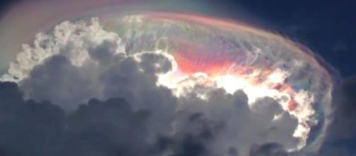 Nube apocal&iacute;ptica sorprende a los costarricenses