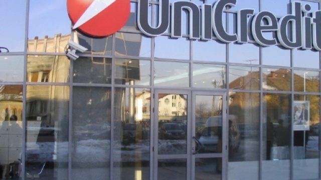 Continua la politica di esternalizzazioni in UniCredit