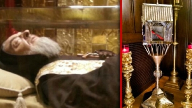 reliquia cuore di Padre Pio a Boston