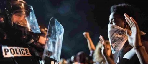 False memes, lies and riots in Charlotte | Bloviating Zeppelin - bloviatingzeppelin.net