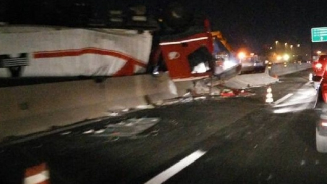 Incidente stradale perde la vita una giovane coppia