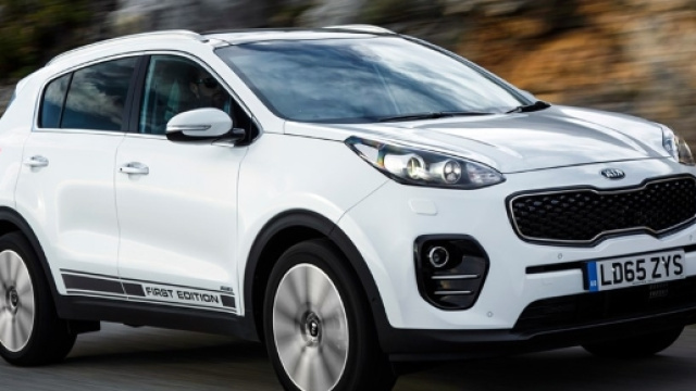 Kia Sportage First Edition 2.0 CRDi (2016) review by CAR Magazine - carmagazine.co.uk