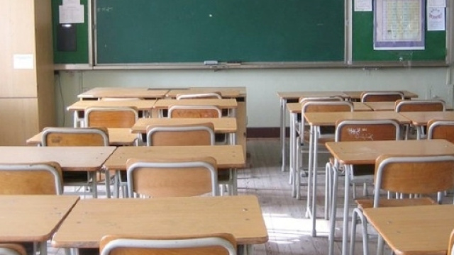 Scuola, compiti s&igrave; o no? Lo sciopero in Spagna