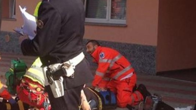 Calabria: ragazza precipita dal terzo piano, ignote le cause