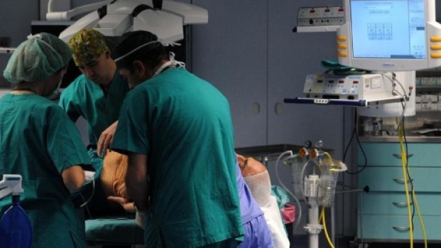 Sanit&agrave;, nuova stangata sugli italiani: arrivano nuovi ticket per ... - lastampa.it