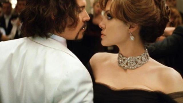 Angelina Jolie tra le braccia di Johnny Depp?