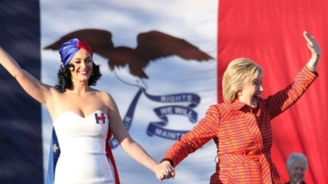 Katy Perry e la candidata Hillary Clinton.