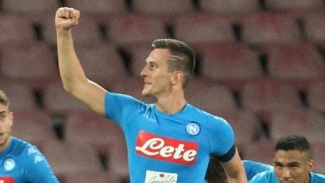 Milik segna e affonda il Milan. Ma a Napoli a tener banco sono le ... - lastampa.it