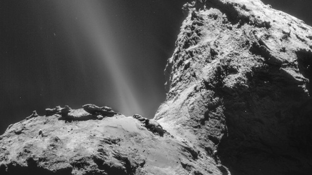 67/P Churyumov-Gerasimenko, il significato della vita &egrave; ovunque lo cerchiamo, anche in una roccia amorfa spaziale