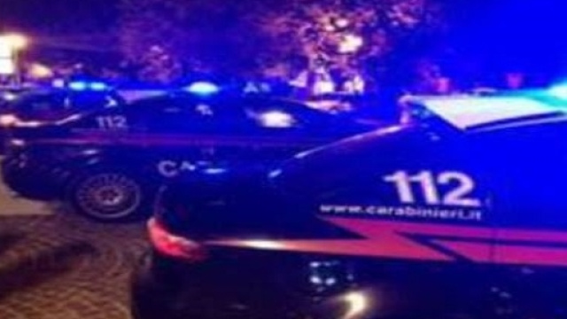 I carabinieri accorsi in Via Trieste trovano il cadavere di una donna di 67 anni.