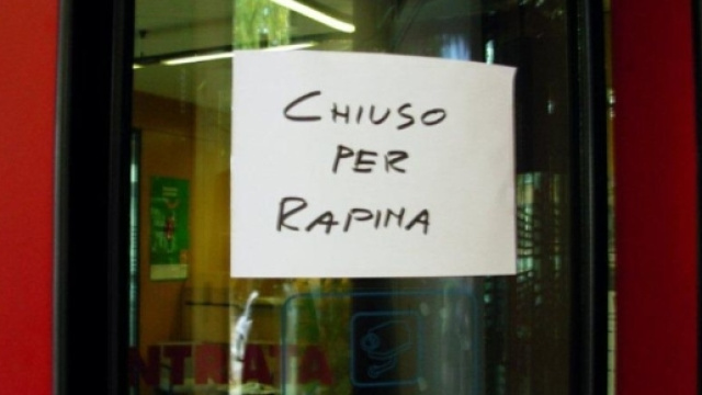Rapina In Banca : bottino di 150mila euro