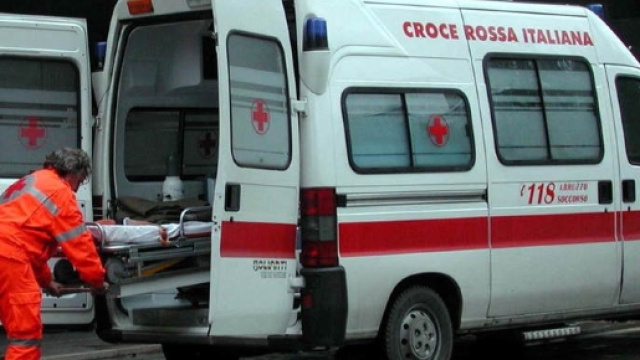 Reggio Calabria: drammatico incidente, muore l'uomo estratto dalle lamiere
