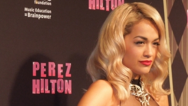 Rita Ora diventa designer per Tezenis