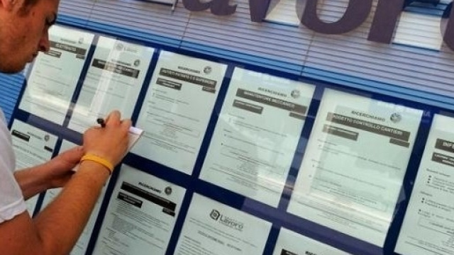 Selezione spalatori di neve e commessi.