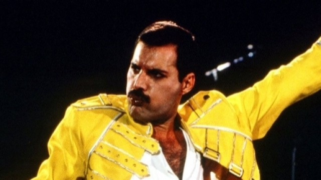 Freddie Mercury, leggenda della musica rock internazionale