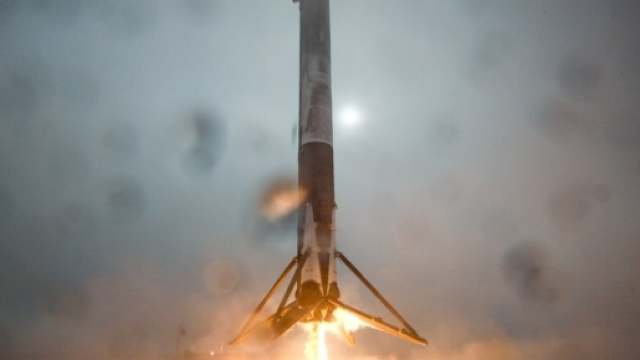 SpaceX: ci sono gli alieni dietro l'esplosione? - blogspot.ch