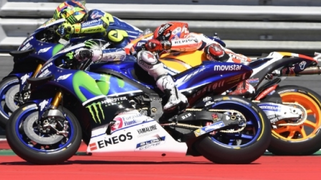 MotoGp Silverstone in tv, orari replica Tv8 e diretta Sky, oggi 4 settembre