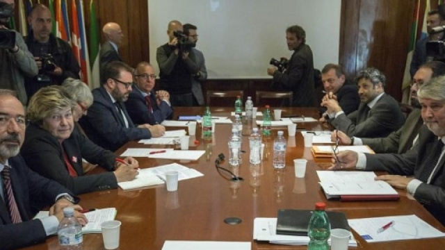 Si cerca di correggere l'APE, appuntamento cruciale spostato al 21 settembre