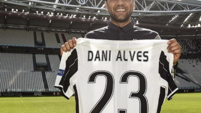 Dani Alves, un uomo da Champions