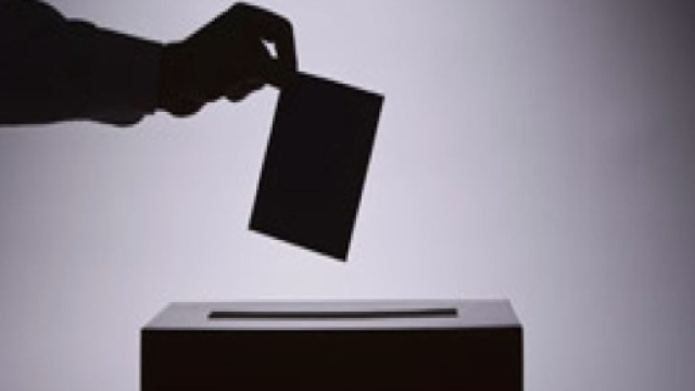 Continua il dibattito sul referendum costituzionale.