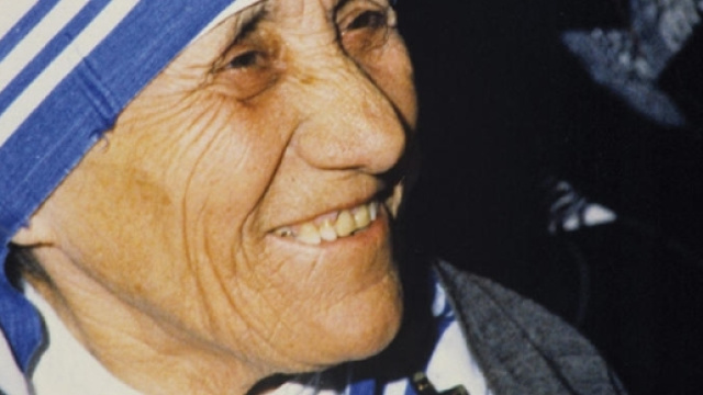Madre Teresa di Calcutta molto pi&ugrave; che un nobel per la pace / IDEE ... - lavocedeltempo.it