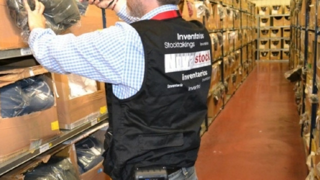 Novastock ricerca operatori per inventario