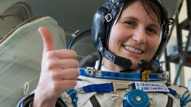 Samantha Cristoforetti &egrave; incinta del primo figlio - Radio Deejay - deejay.it