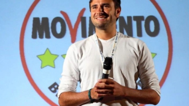 No al referendum, Di Battista (M5S) il 9 agosto a Viareggio - luccaindiretta.it