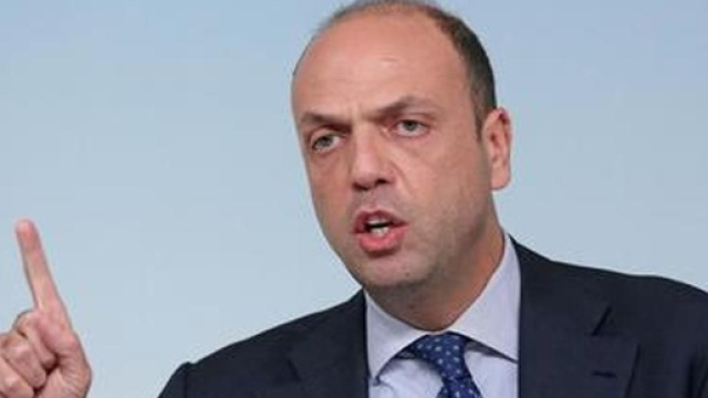 Terrorismo, Alfano: espulso un altro imam