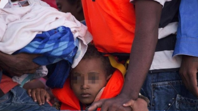 In Italia spariscono 28 migranti minori al giorno - La Stampa - lastampa.it