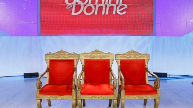 Uomini e donne prima puntata trono gay