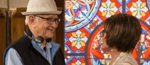 Norman Lear, left, and Rita Moreno visit on the set of &lsquo;One Day at a Time.&rsquo; Photo via Michael Yarish, Media.Netflix.com Used by permission.