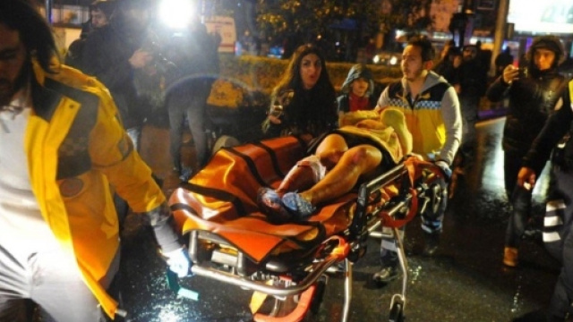 #Turquie #Istanbul - Chasse &agrave; l'homme pour retrouver l'assaillant en fuite !